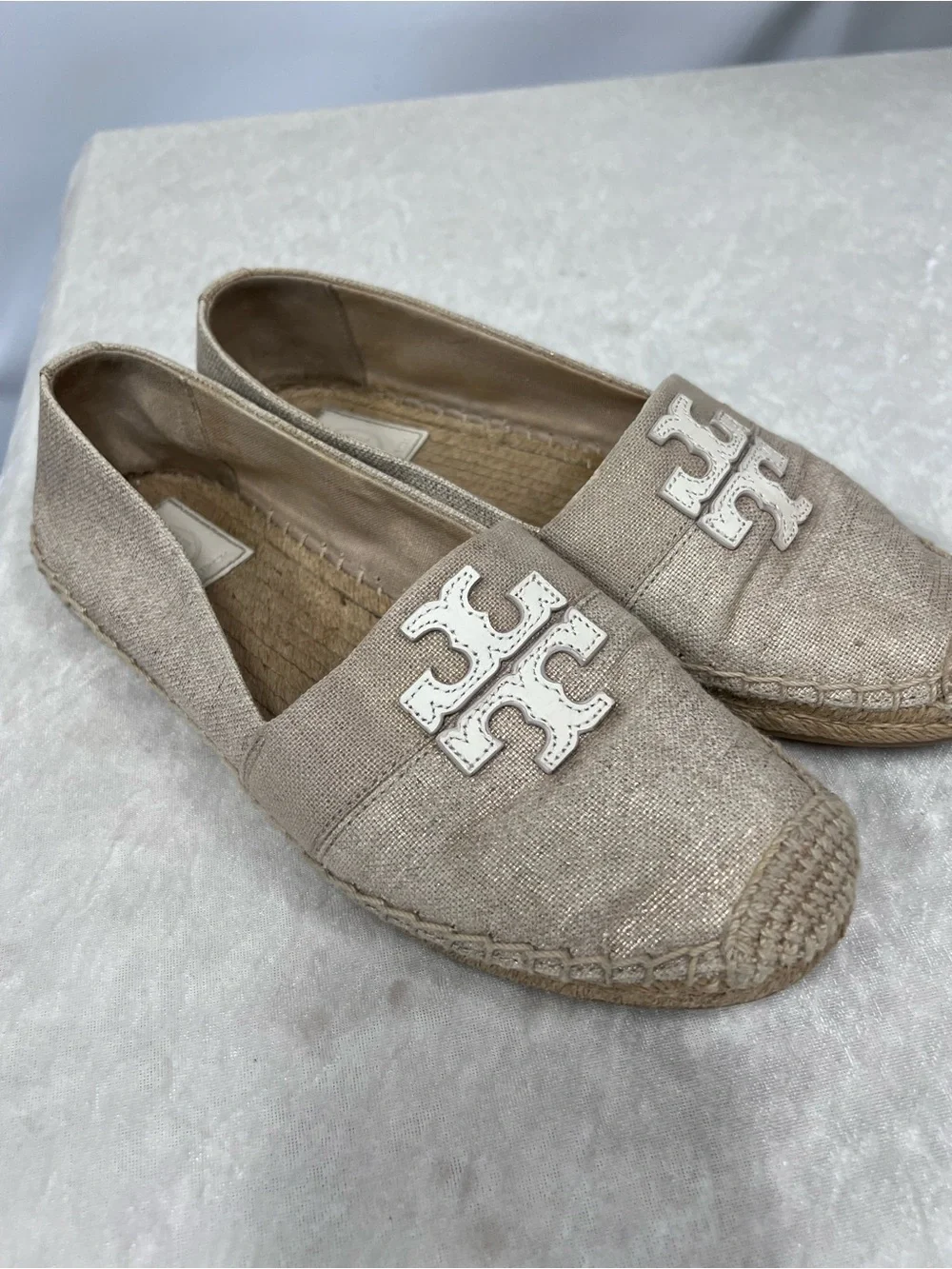 Tory Burch Beige Espadrille Flats w/Signature Logo 7.5